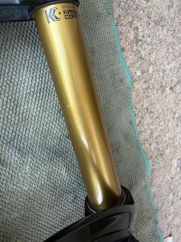 Used Fox 40 Grip X2 2025 bike — image 4 of 8