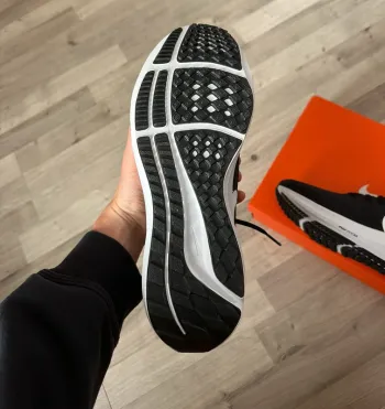 Used Nike Shoes bike — image 4 of 6