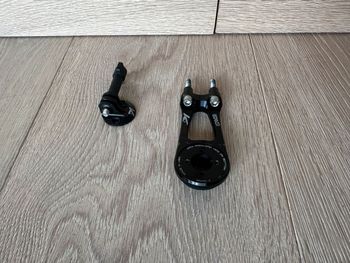 Używany Garmin ROAD STEM COMPUTER MOUNT bike — zdjęcie 5 z 6