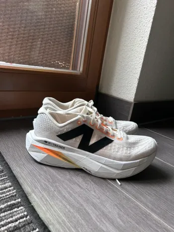 Brugt New Balance Fuelcell bike