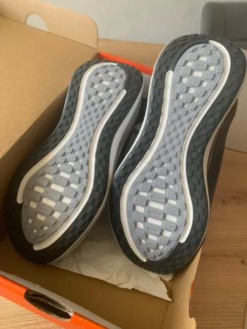 Gebrauchtes Nike Vomero Plus bike — Bild 2 von 7