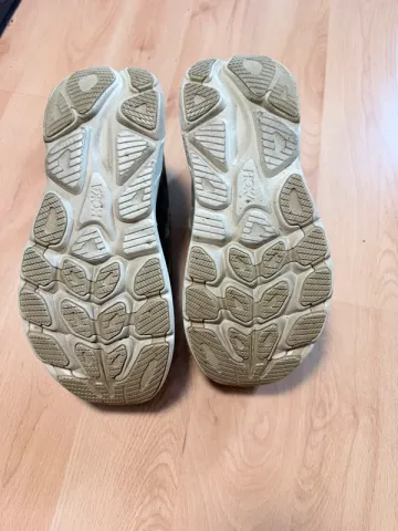 Used Hoka Clifton 10 bike — image 5 of 7