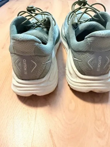 Used Hoka Clifton 10 bike — image 3 of 7