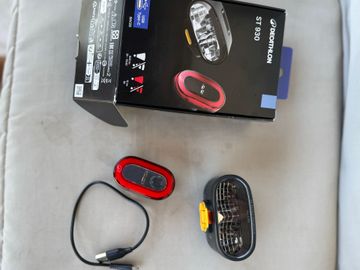 Brugt Decathlon ST 930 USB Type-C 2026 bike — billede 2 af 4