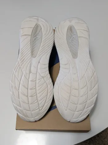 Used Asics Gel-Cumulus 27 bike — image 4 of 6
