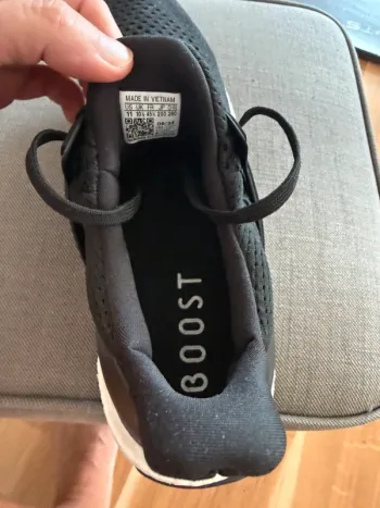 Used Adidas UltraBoost 1.0 bike — image 3 of 4