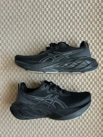 Używany Asics Novablast 4 bike — zdjęcie 3 z 12