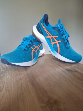 Used Asics Gel Pulse 14 bike