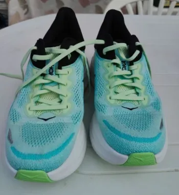 Hoka Bondi 9 bike d'occasion
