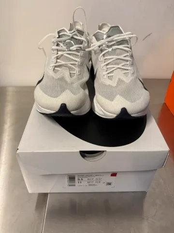 Used Nike Vaporfly 4 bike — image 3 of 4