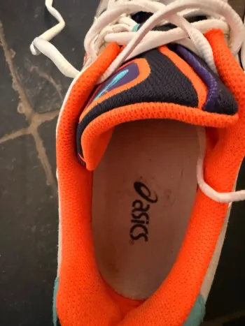 Used Asics Gel-Kayano bike — image 6 of 6