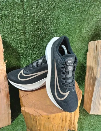 Gebrauchtes Nike Zoom Fly 5 bike — Bild 8 von 13