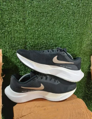Gebrauchtes Nike Zoom Fly 5 bike — Bild 6 von 13