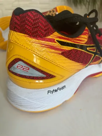 Used Asics DS Trainer 22 bike — image 4 of 5