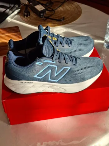 Used New Balance Fresh Foam bike — image 6 of 7