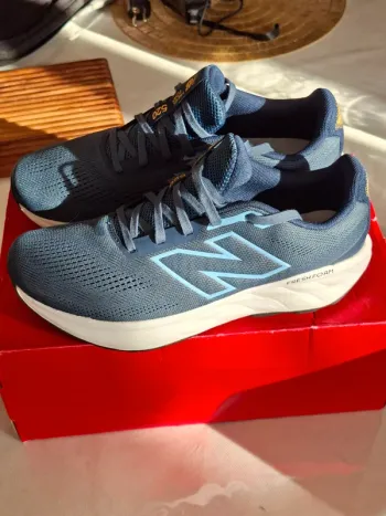 Used New Balance Fresh Foam bike — image 2 of 7