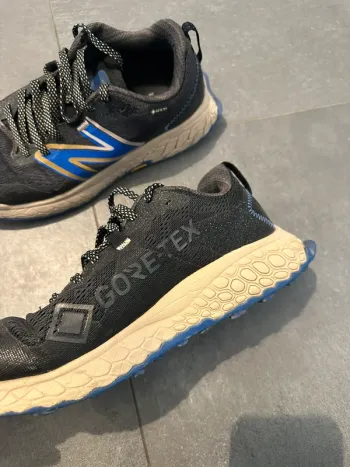 New Balance Hierro bike d'occasion — image 2 sur 7