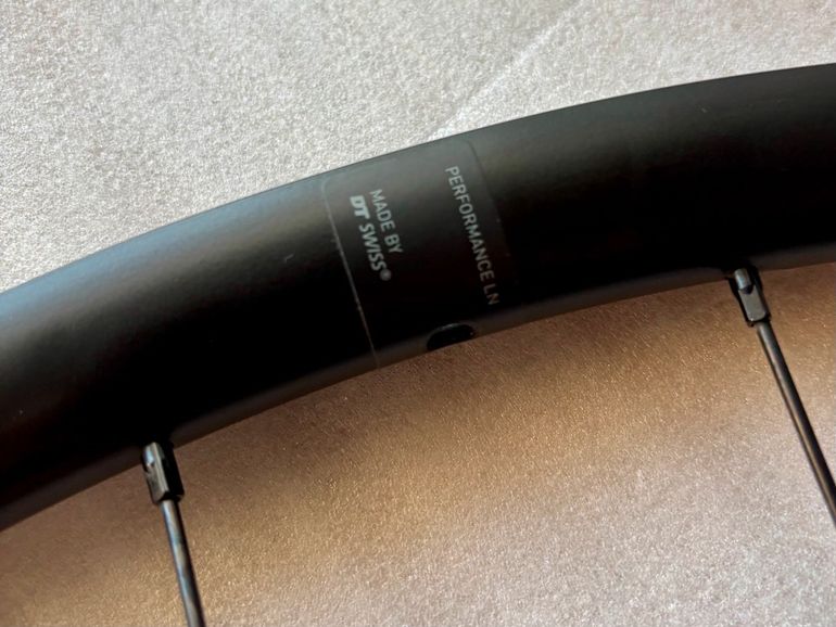 Brugt Dt Swiss Performance LN 2025 bike — billede 9 af 9
