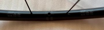 Used Dt Swiss Performance LN 2025 bike — image 5 of 9