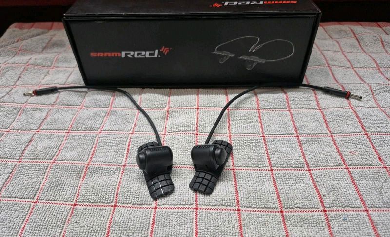 Used Sram eTap MultiClics AXS Schaltknöpfe Drivetrain & Pedals