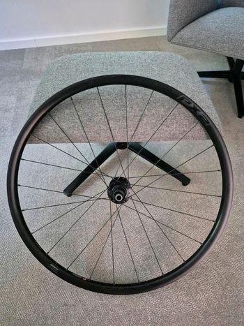 Použité Giant PX2 HR 28" Laufrad / Shimano HG Freilauf / 12x142 / 622-25 bike