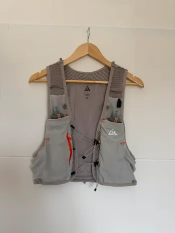 Używany Nike ACG GOAT 5L bike