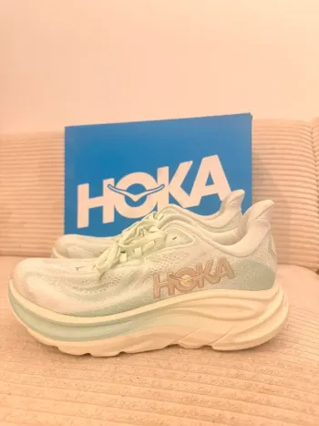 Tweedehands Hoka Clifton 10 bike — afbeelding 2 van 13