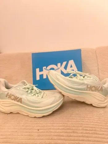 Tweedehands Hoka Clifton 10 bike — afbeelding 3 van 13