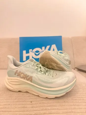 Hoka Clifton 10 bike d'occasion
