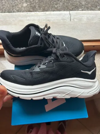 Tweedehands Hoka Clifton 10 bike — afbeelding 3 van 9