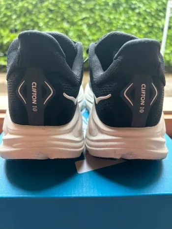 Tweedehands Hoka Clifton 10 bike — afbeelding 7 van 9