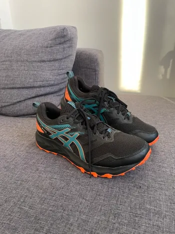 Used Asics Gel-Sonoma 6 bike — image 3 of 6