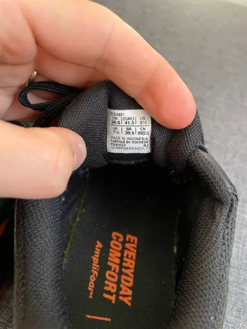 Used Asics Gel-Sonoma 6 bike — image 6 of 6
