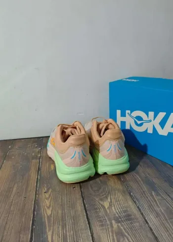 Použité Hoka Zapatillas talla 40 bike — obrázek 4 z 5