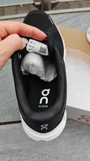 Used On Running On Cloud 6 bike — image 8 of 9