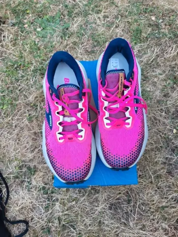 Gebrauchtes Brooks Running shoes bike — Bild 2 von 7