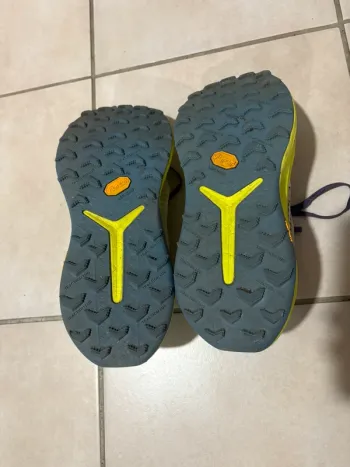 Used Saucony Xodus Ultra 4 bike — image 6 of 7