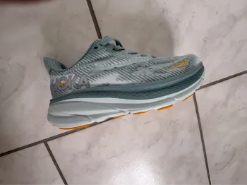 Tweedehands Hoka Clifton 9 bike