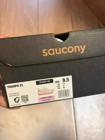 Saucony Triumph 23 bike usato — immagine 2 di 6