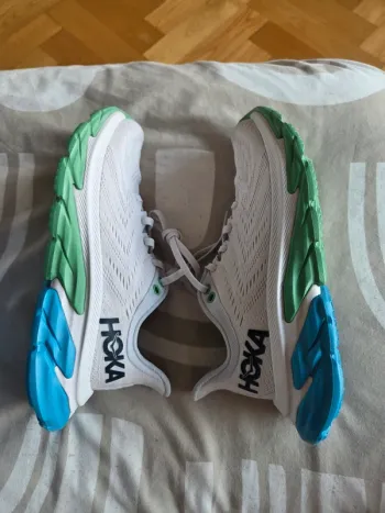 Used Hoka Clifton Edge bike — image 5 of 7