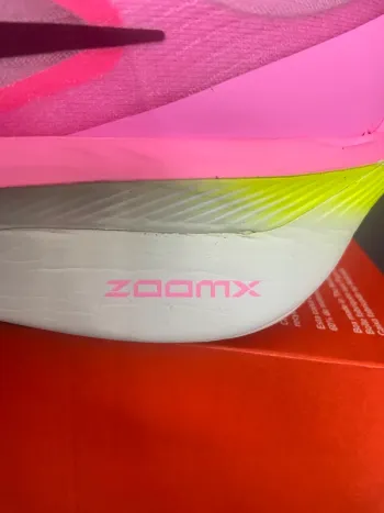 Used Nike Zoom Fly 6 bike — image 5 of 8