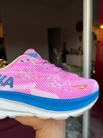 Tweedehands Hoka Clifton 9 bike — afbeelding 4 van 10