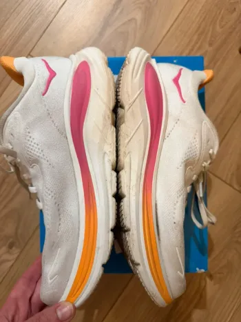 Tweedehands Hoka Clifton bike — afbeelding 4 van 5