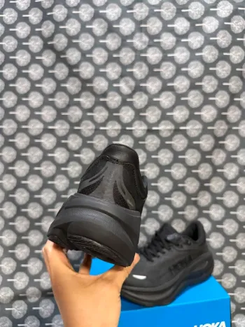 Tweedehands Hoka Shoes Size 39 bike — afbeelding 2 van 5
