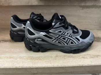 Tweedehands Asics GEL-NYC bike — afbeelding 2 van 8