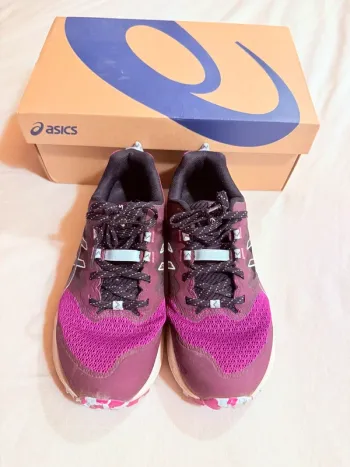 Tweedehands Asics Running Shoes bike
