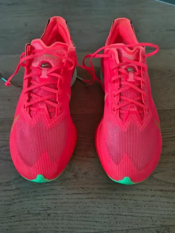 Used Nike Vaporfly 4 bike — image 8 of 9