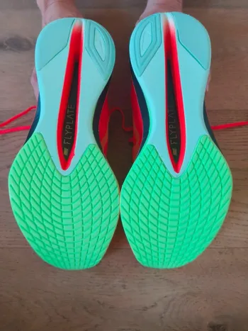 Used Nike Vaporfly 4 bike — image 3 of 9
