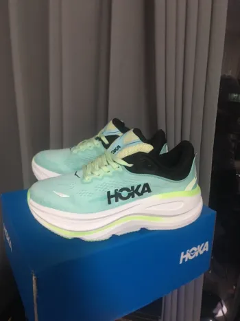 Tweedehands Hoka Bondi 9 bike