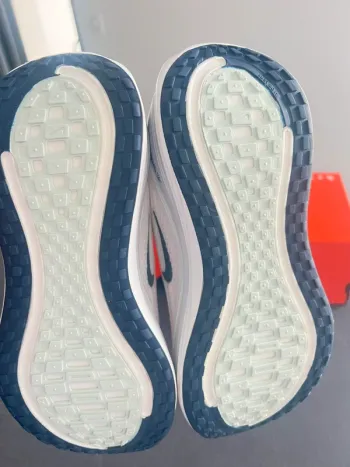 Nike Vomero Plus bike d'occasion — image 6 sur 12